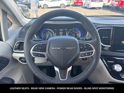 2024 Chrysler Pacifica Touring L STOW N GO SEATING