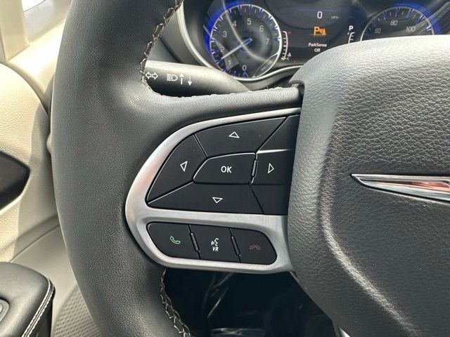 2024 Chrysler Pacifica Touring L STOW N GO SEATING