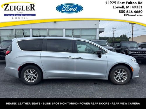 2024 Chrysler Pacifica Touring L STOW N GO SEATING