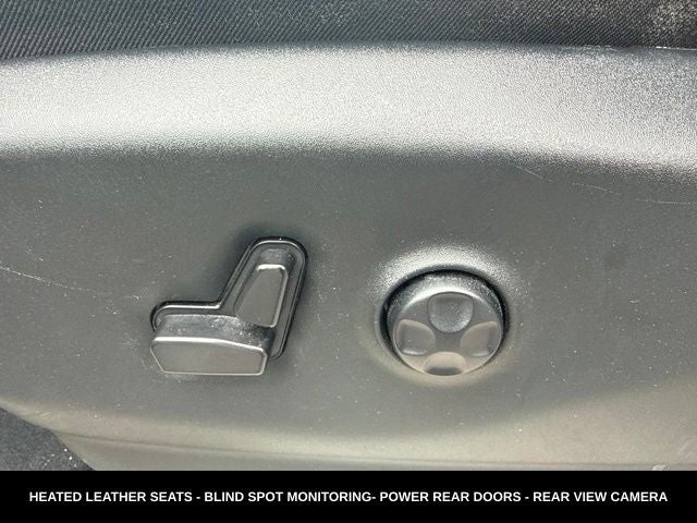 2024 Chrysler Pacifica Touring L STOW N GO SEATING