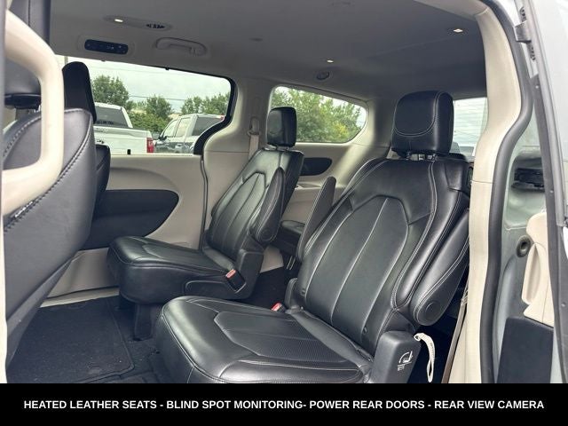 2024 Chrysler Pacifica Touring L STOW N GO SEATING