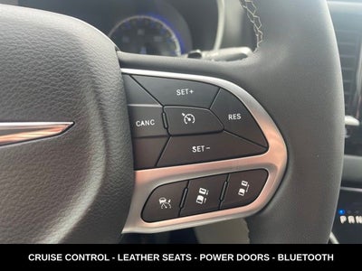2022 Chrysler Pacifica Touring L HEATED LEATHER