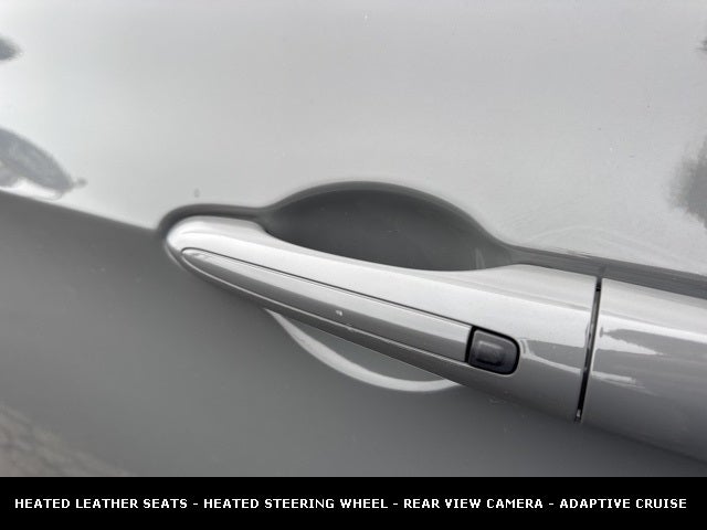 2023 Chrysler Pacifica Touring L STOW N GO SEATING