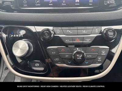 2023 Chrysler Pacifica Touring L HEATED SEATS & STEERING WHEEL