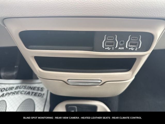 2023 Chrysler Pacifica Touring L HEATED SEATS & STEERING WHEEL
