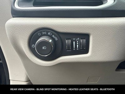 2024 Chrysler Pacifica Touring L STOW N GO SEATING