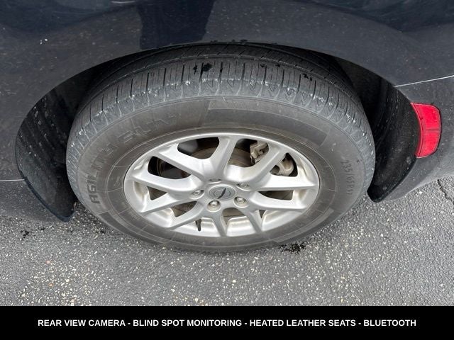 2024 Chrysler Pacifica Touring L STOW N GO SEATING