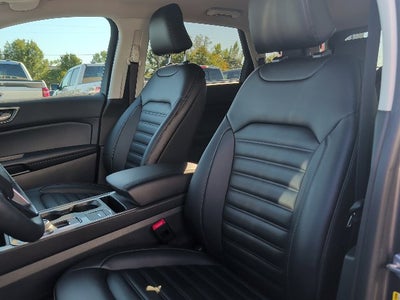 2024 Ford Edge SEL LOW MILES