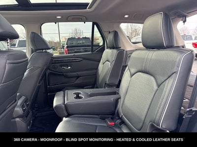 2023 Honda Pilot Elite AWD