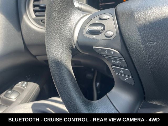 2017 Nissan Pathfinder S 4WD