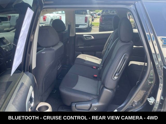2017 Nissan Pathfinder S 4WD