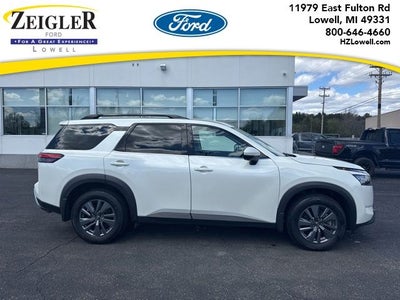 2024 Nissan Pathfinder SV 4WD