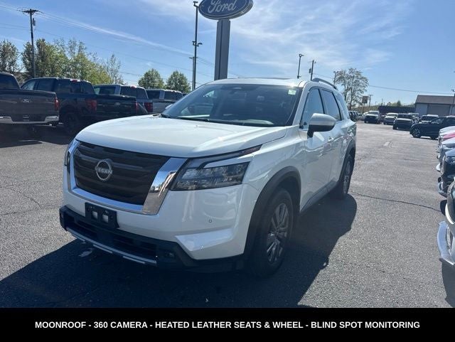 2024 Nissan Pathfinder SV PANORAMIC ROOF