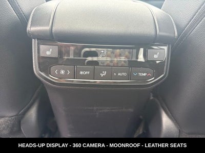 2026 Toyota Highlander Hybrid Platinum LESS THAN 200 MILES HYBRID AWD