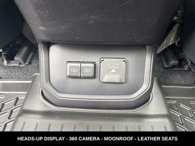 2026 Toyota Highlander Hybrid Platinum LESS THAN 200 MILES HYBRID AWD