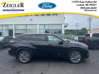 2026 Toyota Highlander Hybrid Platinum