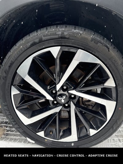 2024 Mitsubishi Outlander SE TECH PACK