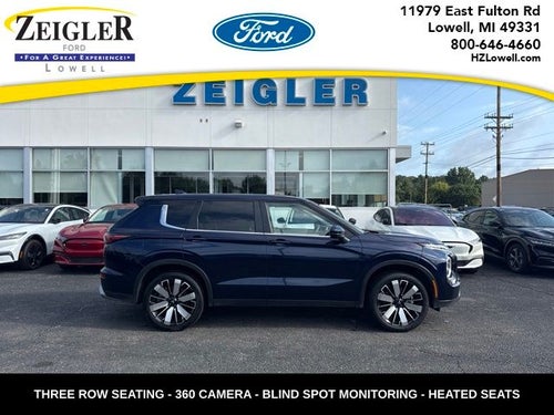 2025 Mitsubishi Outlander Base
