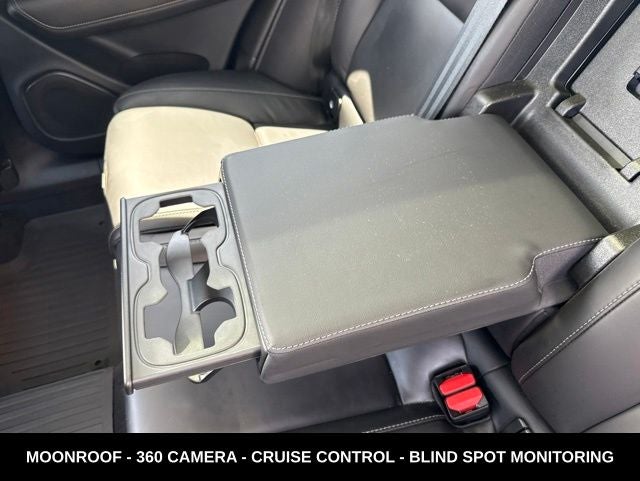 2023 Volvo XC60 B5 Ultimate Bright Theme AWD