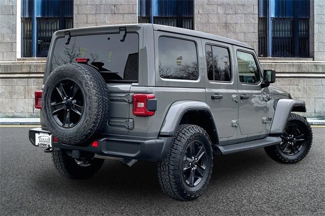 2022 Jeep Wrangler Unlimited Sahara Altitude