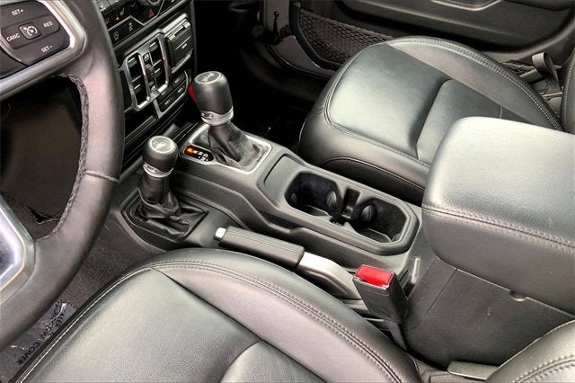 2022 Jeep Wrangler Unlimited Sahara Altitude