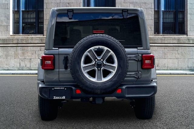 2022 Jeep Wrangler Unlimited Sahara
