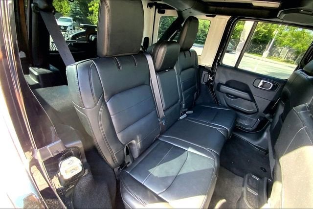 2023 Jeep Wrangler Sahara Altitude