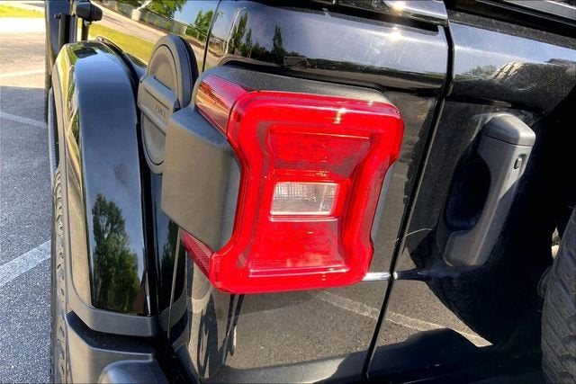 2023 Jeep Wrangler Sahara Altitude