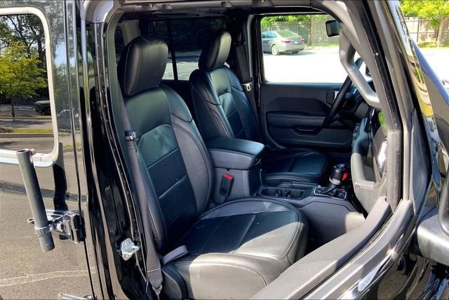 2023 Jeep Wrangler Sahara Altitude