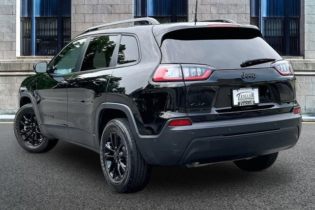 2023 Jeep Cherokee Altitude Lux