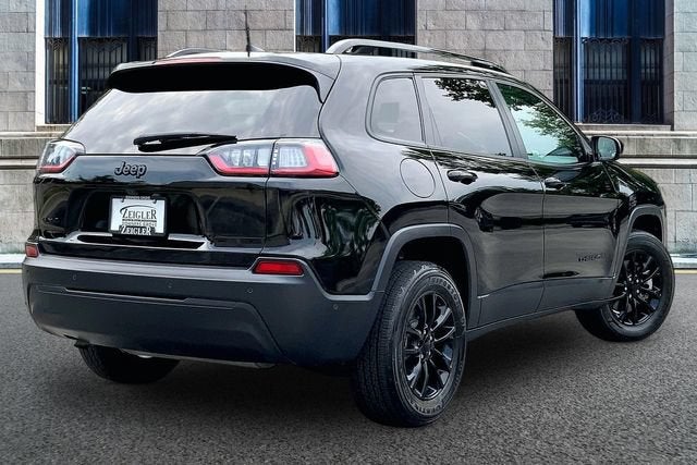2023 Jeep Cherokee Altitude Lux