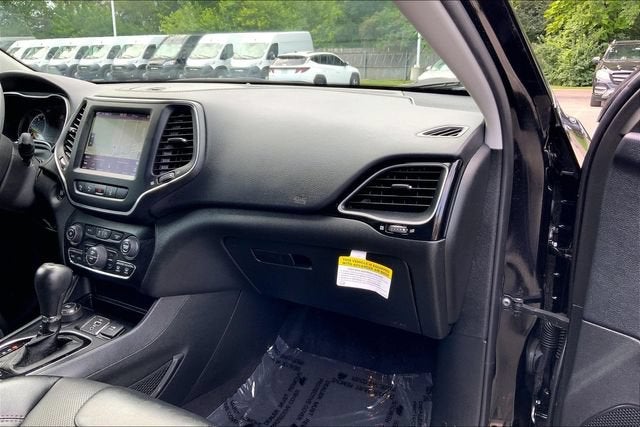 2023 Jeep Cherokee Altitude Lux