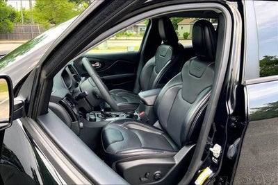 2023 Jeep Cherokee Altitude Lux