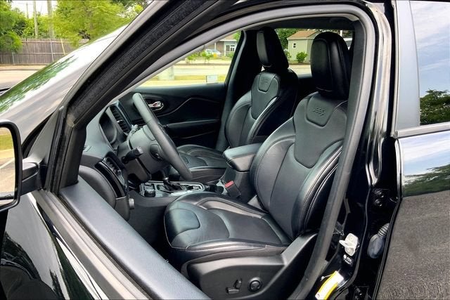 2023 Jeep Cherokee Altitude Lux