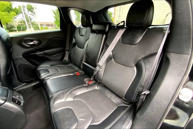 2023 Jeep Cherokee Altitude Lux