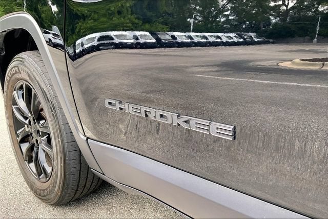 2023 Jeep Cherokee Altitude Lux