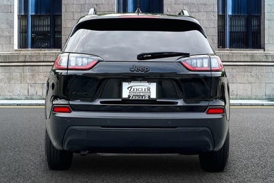 2023 Jeep Cherokee Altitude Lux