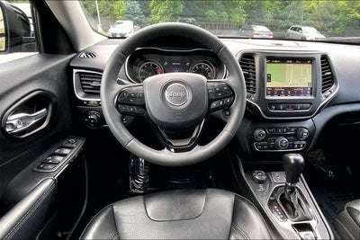 2023 Jeep Cherokee Altitude Lux