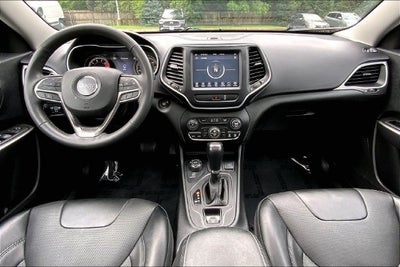 2022 Jeep Cherokee Latitude Lux