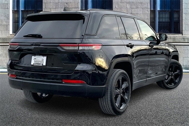 2023 Jeep Grand Cherokee Altitude