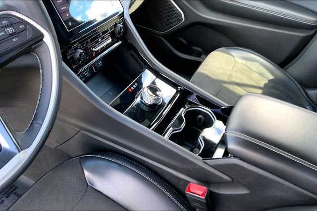 2022 Jeep Grand Cherokee Altitude