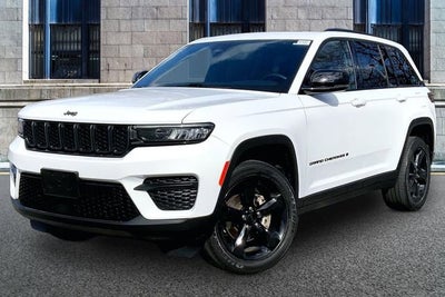 2022 Jeep Grand Cherokee Altitude