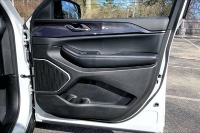 2022 Jeep Grand Cherokee Altitude