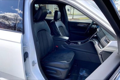 2022 Jeep Grand Cherokee Altitude