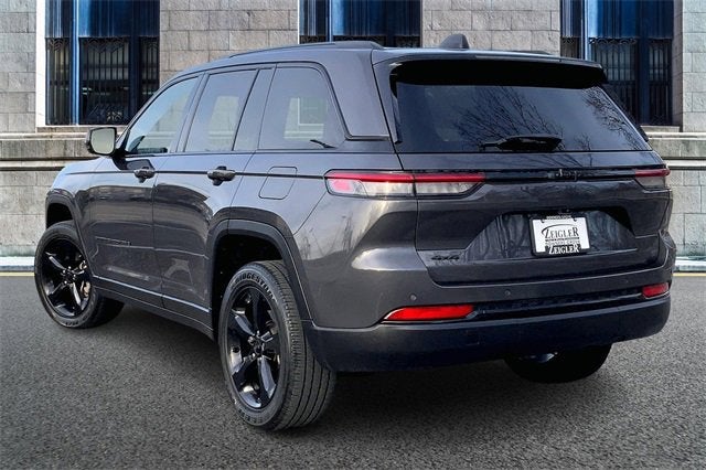 2022 Jeep Grand Cherokee Altitude