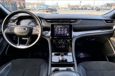 2022 Jeep Grand Cherokee Altitude