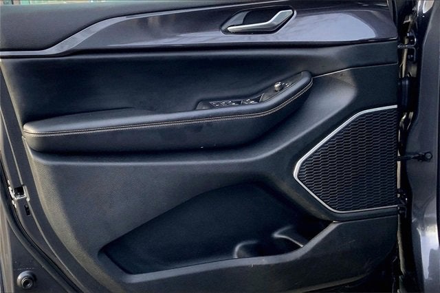 2022 Jeep Grand Cherokee Altitude