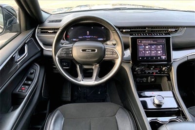 2022 Jeep Grand Cherokee Altitude