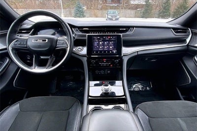 2022 Jeep Grand Cherokee Altitude