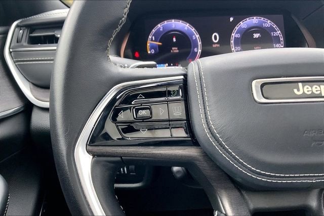 2022 Jeep Grand Cherokee Overland